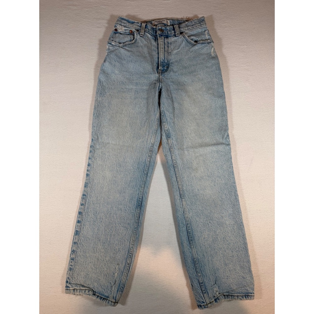 Abercrombie & Fitch Curve Love 90s Straight Ultra High Rise Jeans Light Wash 27